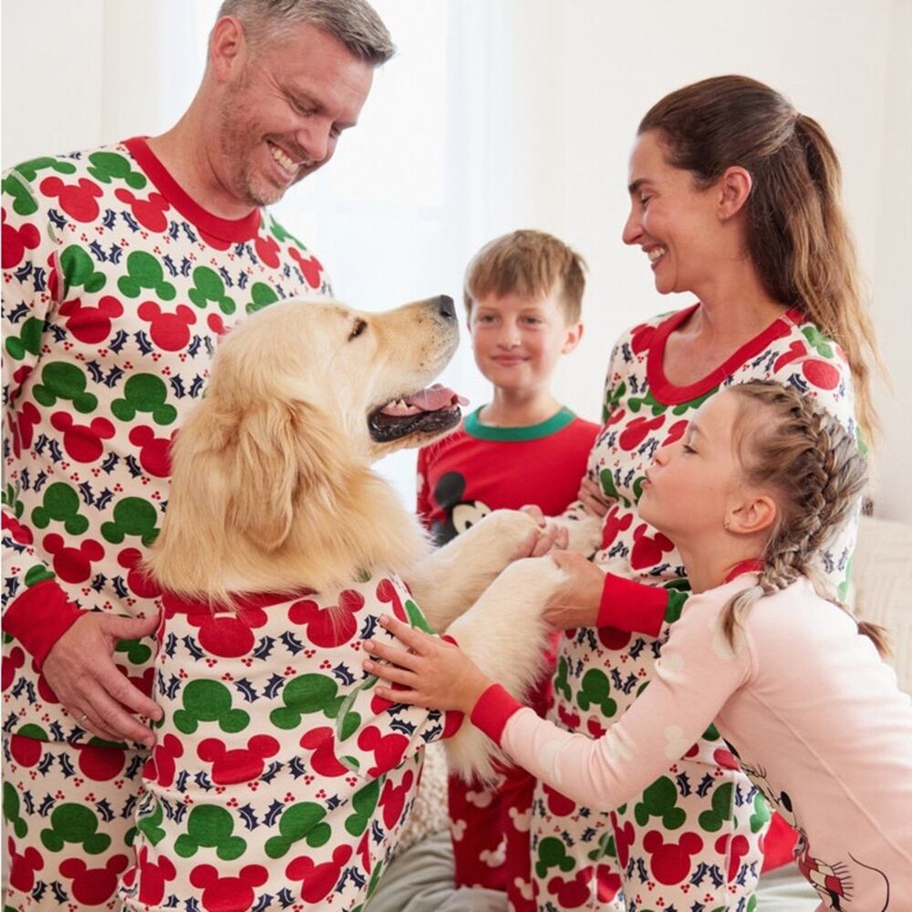 Hanna Andersson DISNEY Mickey Mouse Garland Matching Family Pajamas Unisex Xmas